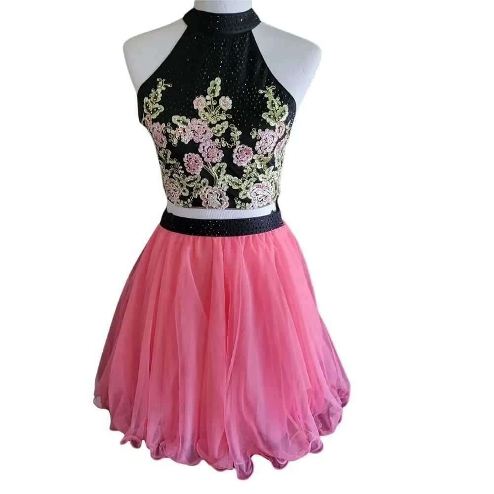 NWT Jodi Kristopher Two Piece Formal Dress. Size 3